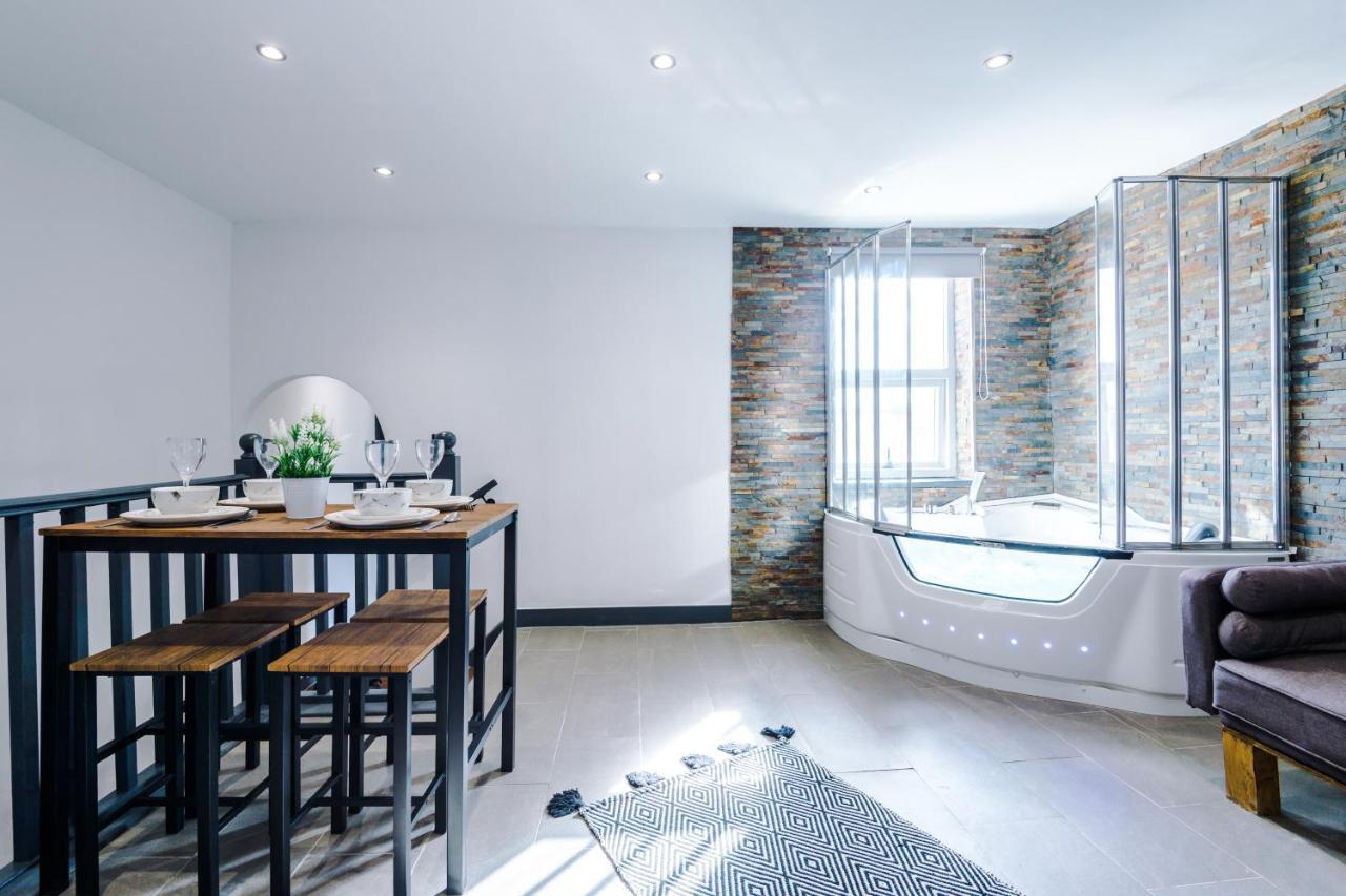 Empire Blackpool Apartments - George St ภายนอก รูปภาพ